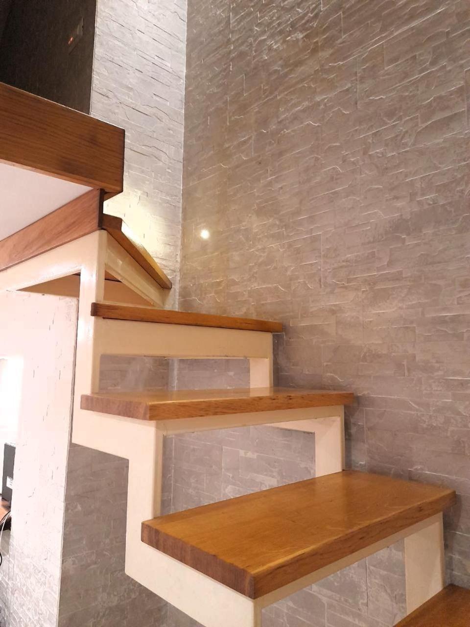 Toledo 27, A Due Passi Da Piazza Del Plebiscito Apartment เนเปิลส์ ภายนอก รูปภาพ